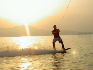  Primera experiencia en wakeboard Giens 
